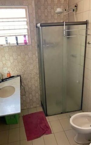 Casa à venda com 220m², 4 quartos e 2 vagas