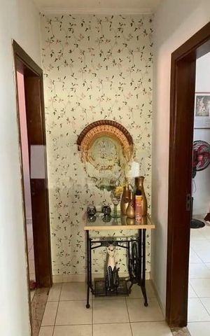 Casa à venda com 220m², 4 quartos e 2 vagas