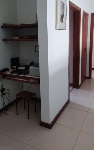 Casa à venda com 500m², 4 quartos e 2 vagas