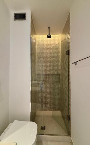 Apartamento à venda com 165m², 2 quartos e 1 vagaBanheiro da Suíte 2