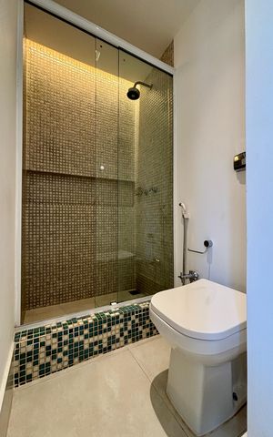 Apartamento à venda com 165m², 2 quartos e 1 vagaBanheiro da Suíte 1