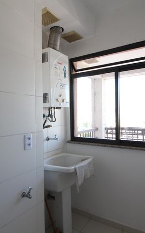 Apartamento à venda com 90m², 3 quartos e 1 vagaÁrea de Serviço