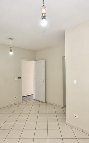 Casa para alugar com 90m², 3 quartos e 2 vagasSala