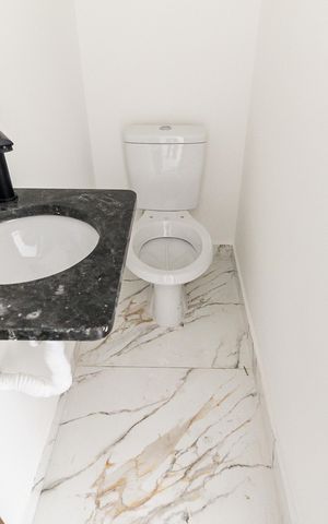 Apartamento à venda com 82m², 2 quartos e 2 vagas Apartamento à venda com 82m², 2 quartos e 2 vagasLavabo
