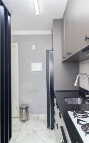Apartamento à venda com 40m², 2 quartos e sem vaga Apartamento à venda com 40m², 2 quartos e sem vagaCozinha e Área de Serviço