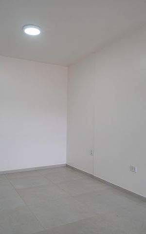 Casa para alugar com 85m², 2 quartos e 2 vagasSala