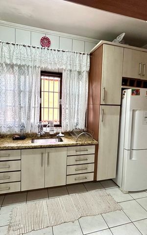Casa à venda com 222m², 3 quartos e 5 vagasCozinha