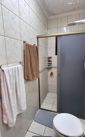 Casa à venda com 222m², 3 quartos e 5 vagasBanheiro Social