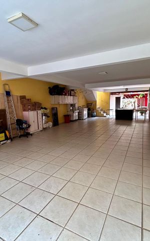 Casa à venda com 222m², 3 quartos e 5 vagasGaragem