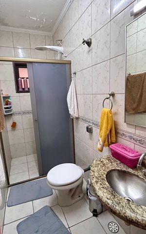 Casa à venda com 222m², 3 quartos e 5 vagasBanheiro Social