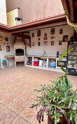 Casa à venda com 222m², 3 quartos e 5 vagasÁrea comum