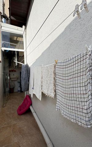 Casa à venda com 183m², 3 quartos e 2 vagas Casa à venda com 183m², 3 quartos e 2 vagasLavanderia