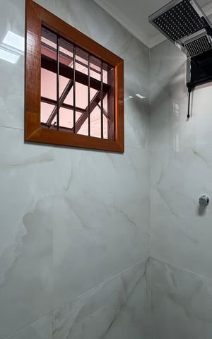 Casa à venda com 183m², 3 quartos e 2 vagas Casa à venda com 183m², 3 quartos e 2 vagasBanheiro da Suíte