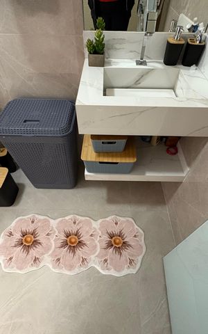 Casa à venda com 183m², 3 quartos e 2 vagas Casa à venda com 183m², 3 quartos e 2 vagasBanheiro