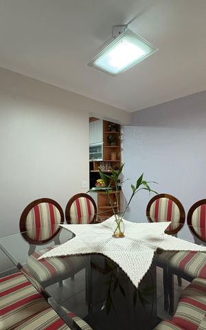 Casa à venda com 183m², 3 quartos e 2 vagas Casa à venda com 183m², 3 quartos e 2 vagasSala de Jantar