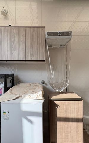 Casa à venda com 183m², 3 quartos e 2 vagas Casa à venda com 183m², 3 quartos e 2 vagasLavanderia