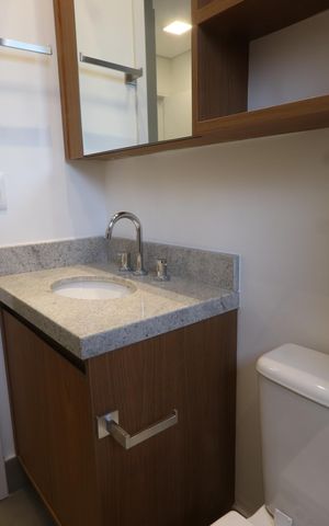 Apartamento para alugar com 77m², 2 quartos e 2 vagasBanheiro da Suíte