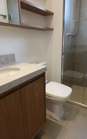 Apartamento para alugar com 77m², 2 quartos e 2 vagasBanheiro da Suíte