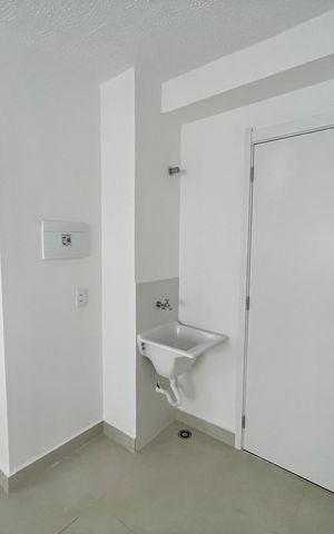 Apartamento para alugar com 32m², 2 quartos e sem vaga Apartamento para alugar com 32m², 2 quartos e sem vagaÁrea de Serviço