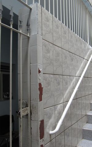 Casa à venda com 250m², 1 quarto e 4 vagasEscada