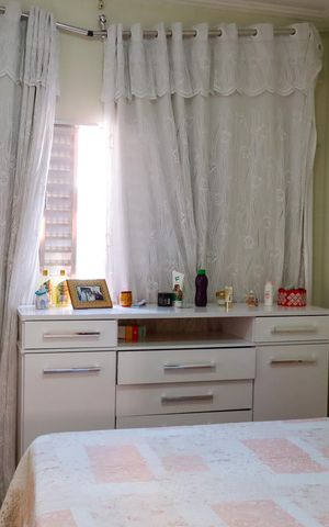 Casa à venda com 250m², 4 quartos e 1 vaga Casa à venda com 250m², 4 quartos e 1 vagaSuíte 3