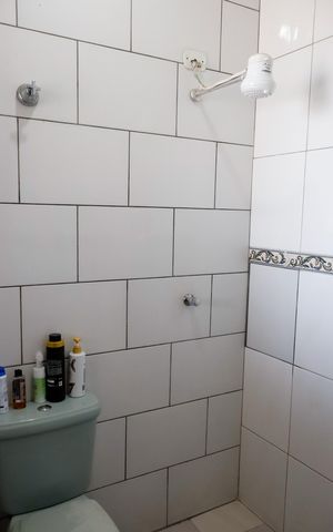 Casa à venda com 250m², 4 quartos e 1 vaga Casa à venda com 250m², 4 quartos e 1 vagaBanheiro Social