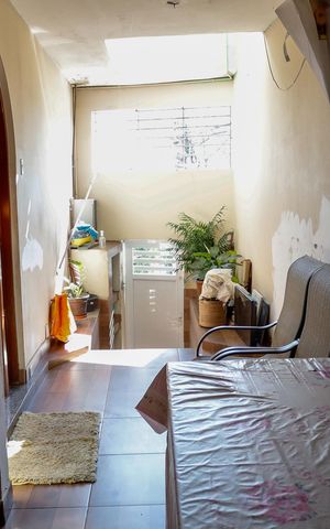 Casa à venda com 250m², 4 quartos e 1 vaga Casa à venda com 250m², 4 quartos e 1 vagaÁrea comum