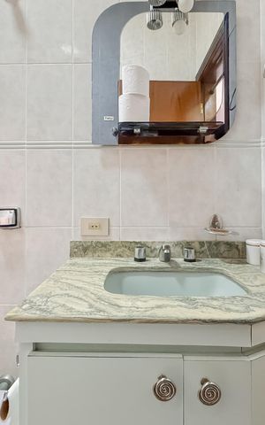 Casa à venda com 194m², 3 quartos e 2 vagas Casa à venda com 194m², 3 quartos e 2 vagasBanheiro da Suíte 3