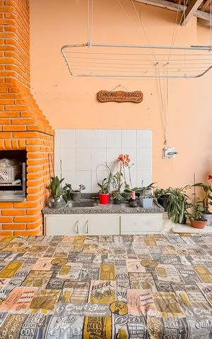 Casa à venda com 194m², 3 quartos e 2 vagas Casa à venda com 194m², 3 quartos e 2 vagasÁrea Externa e Churrasqueira