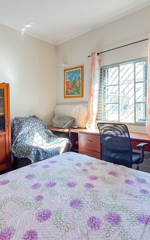 Casa à venda com 194m², 3 quartos e 2 vagas Casa à venda com 194m², 3 quartos e 2 vagasSuíte 3