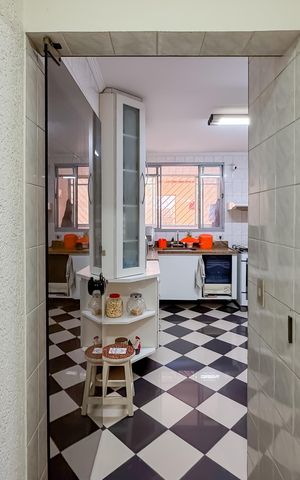 Casa à venda com 194m², 3 quartos e 2 vagas Casa à venda com 194m², 3 quartos e 2 vagasCozinha