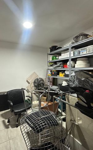 Casa para alugar com 250m², 3 quartos e 3 vagas Casa para alugar com 250m², 3 quartos e 3 vagasQuarto 3