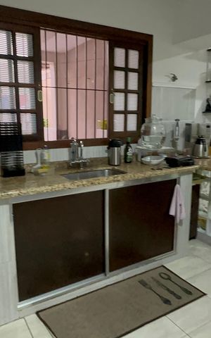 Casa para alugar com 250m², 3 quartos e 3 vagas Casa para alugar com 250m², 3 quartos e 3 vagasCozinha