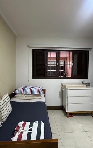 Casa para alugar com 250m², 3 quartos e 3 vagas Casa para alugar com 250m², 3 quartos e 3 vagasQuarto 2