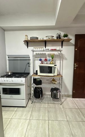 Casa para alugar com 250m², 3 quartos e 3 vagas Casa para alugar com 250m², 3 quartos e 3 vagasCozinha