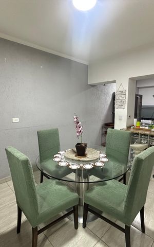 Casa para alugar com 250m², 3 quartos e 3 vagas Casa para alugar com 250m², 3 quartos e 3 vagasSala de Jantar