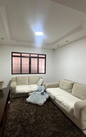 Casa para alugar com 250m², 3 quartos e 3 vagas Casa para alugar com 250m², 3 quartos e 3 vagasSala