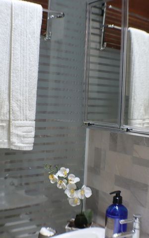 Casa para alugar com 250m², 3 quartos e 3 vagas Casa para alugar com 250m², 3 quartos e 3 vagasBanheiro
