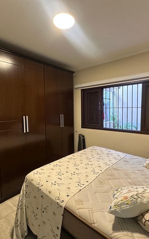 Casa para alugar com 250m², 3 quartos e 3 vagas Casa para alugar com 250m², 3 quartos e 3 vagasQuarto 1