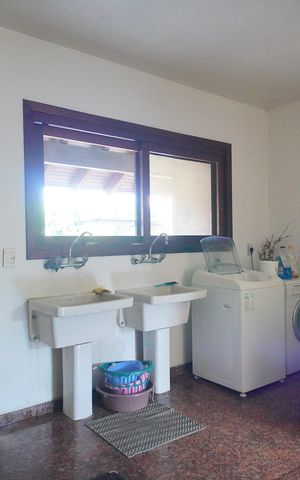 Casa para alugar com 594m², 2 quartos e 3 vagasÁrea de Serviço