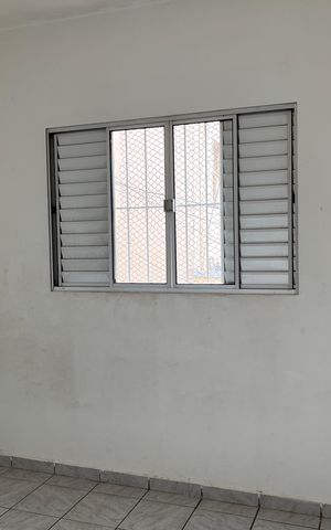 Casa à venda com 200m², 2 quartos e 2 vagas Casa à venda com 200m², 2 quartos e 2 vagasQuarto 1