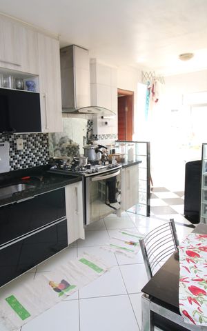 Apartamento à venda com 110m², 3 quartos e 2 vagasCozinha