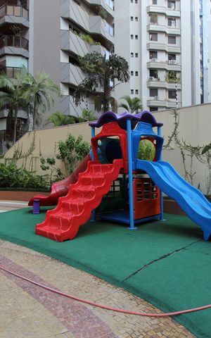 Apartamento à venda com 165m², 3 quartos e 3 vagasÁrea Comum - Playground