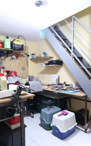 Casa à venda com 200m², 4 quartos e 2 vagasDetalhe