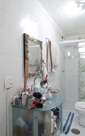 Casa à venda com 200m², 4 quartos e 2 vagasBanheiro da Suíte
