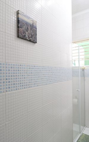 Casa à venda com 200m², 4 quartos e 2 vagasBanheiro Social