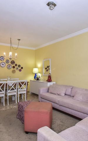 Casa à venda com 260m², 2 quartos e 3 vagasSala