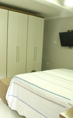 Casa à venda com 258m², 3 quartos e 2 vagasSuíte