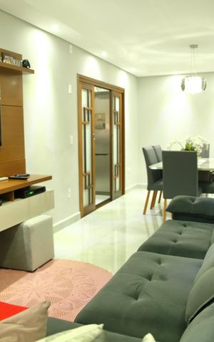 Casa à venda com 258m², 3 quartos e 2 vagasSala