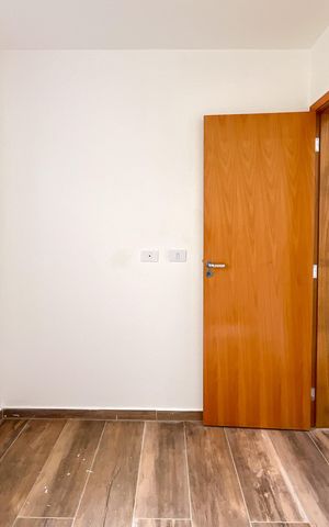 Casa à venda com 150m², 3 quartos e 2 vagas Casa à venda com 150m², 3 quartos e 2 vagasQuarto 1